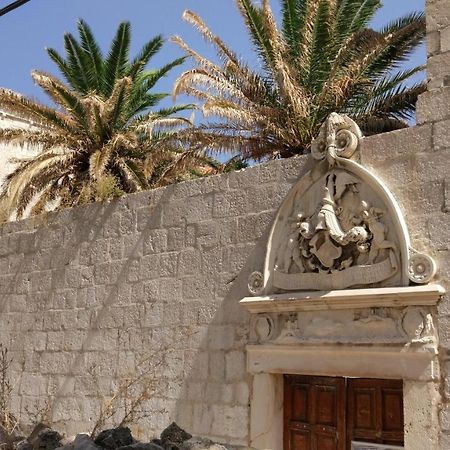 Pag Studio Garden Pag Town Exterior foto