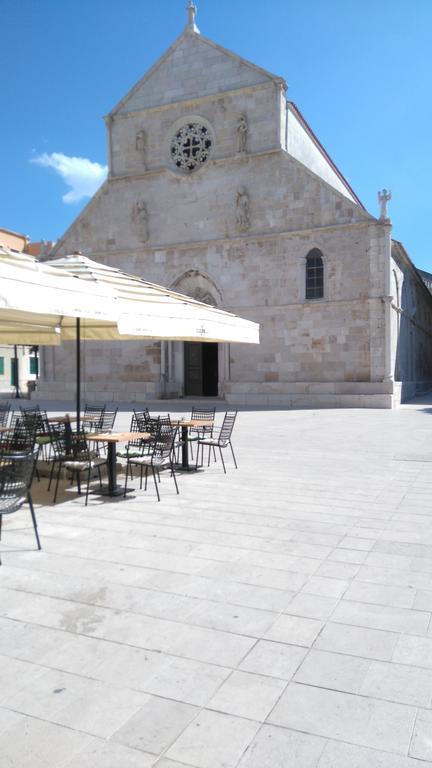 Pag Studio Garden Pag Town Exterior foto